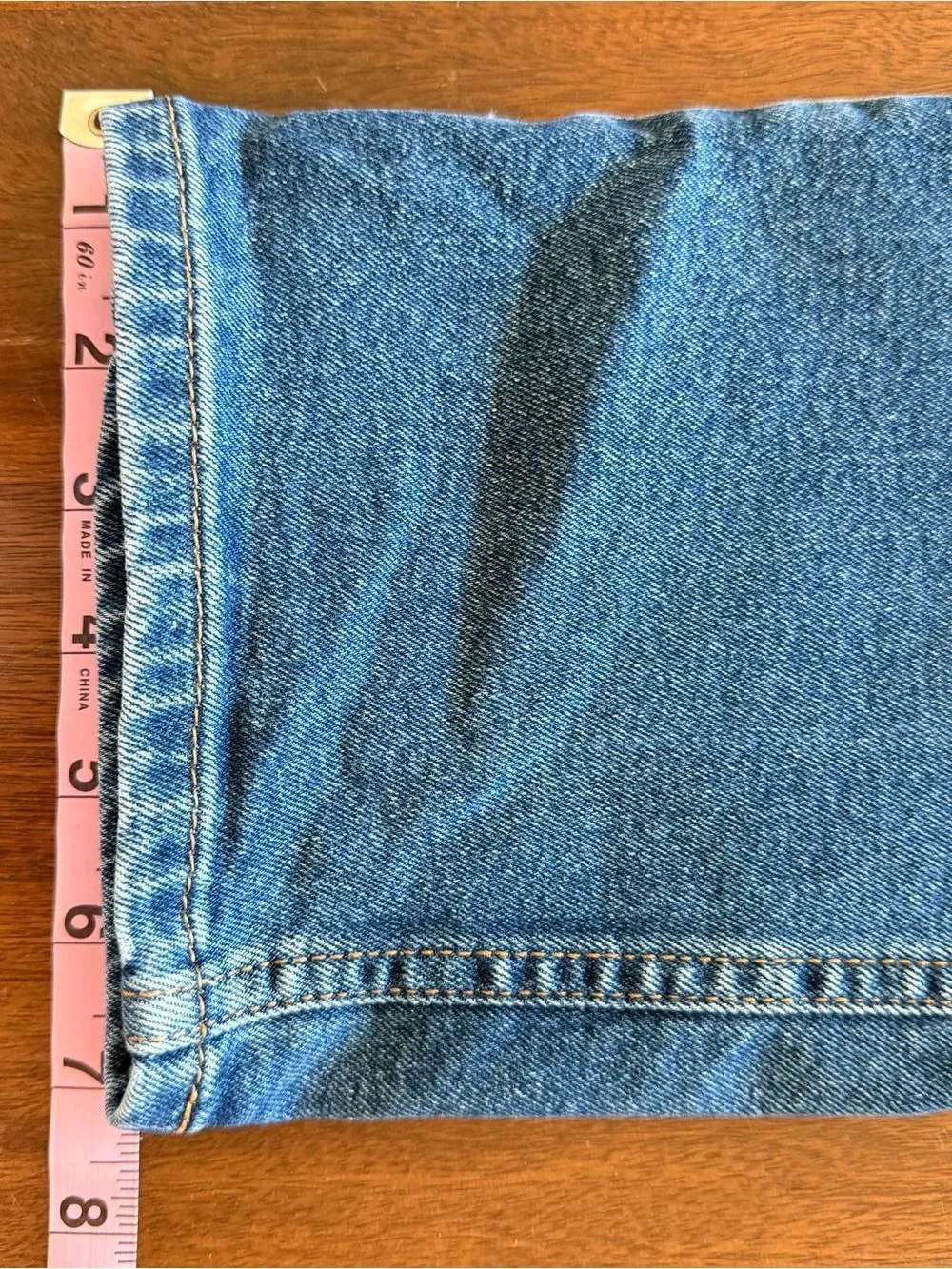 Levis straight leg